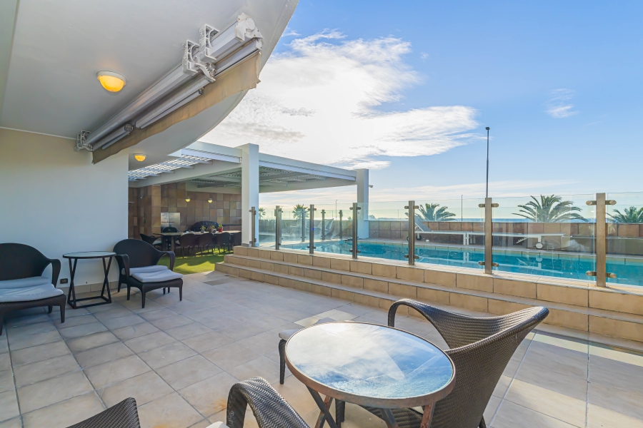 To Let 4 Bedroom Property for Rent in Mouille Point Western Cape